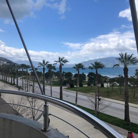 Vale House Holiday Apartment فلورا المظهر الخارجي الصورة