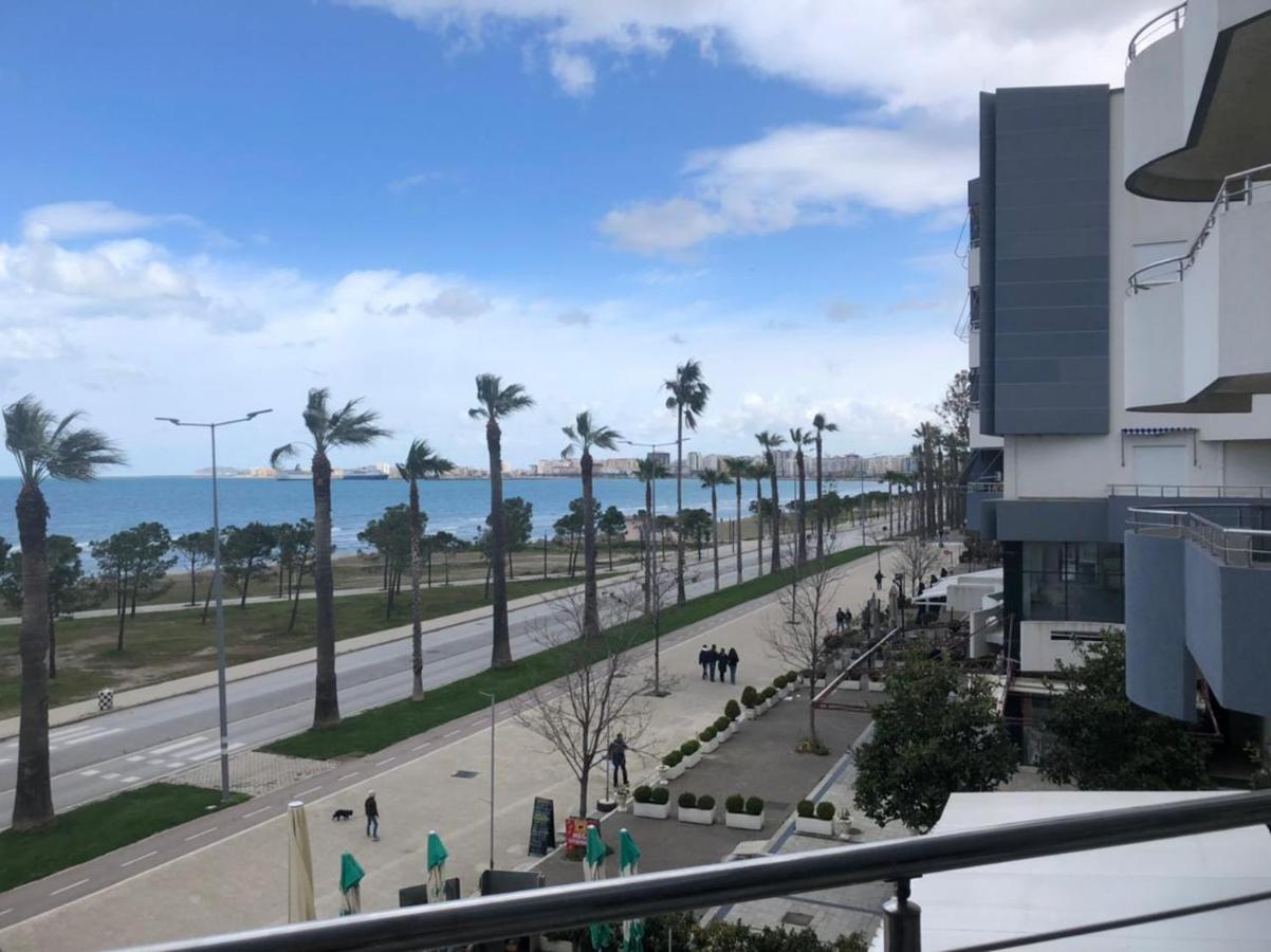 Vale House Holiday Apartment فلورا المظهر الخارجي الصورة